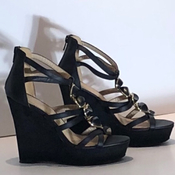 ALDO Black Wedge Sandals Sz 6 - Picture 7 of 15
